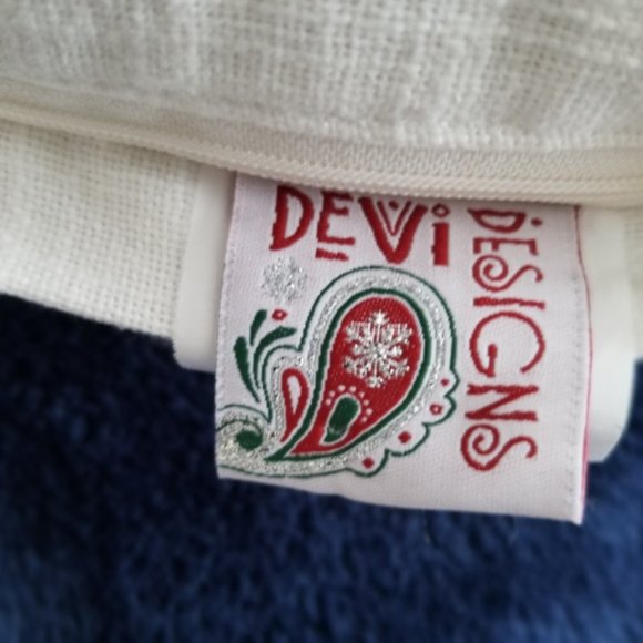 Decorative pillow - Picture 5 of 7